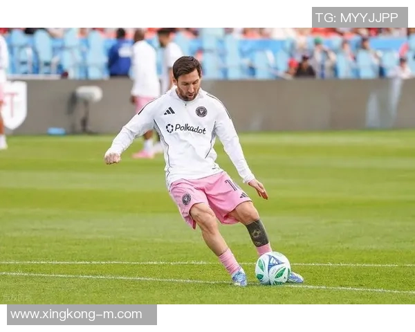 梅西转会后的影响与新挑战解析,足球巨星如何重塑职业生涯 梅西转会后的影响与新挑战解析,足球巨星如何重塑职业生涯